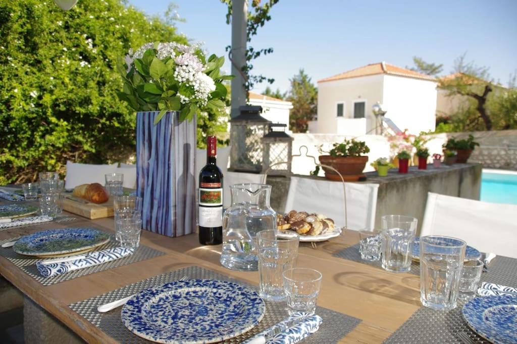Villa 1853, Spetses Ground Floor מראה חיצוני תמונה